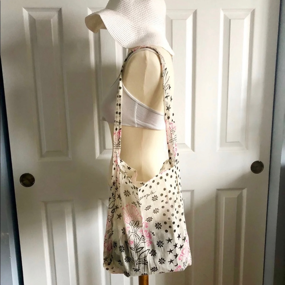 Free people tote size M